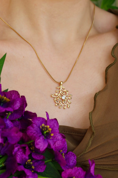 Branch leaf necklace