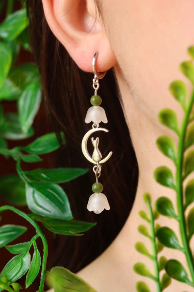 Flower cat moon leaf earrings