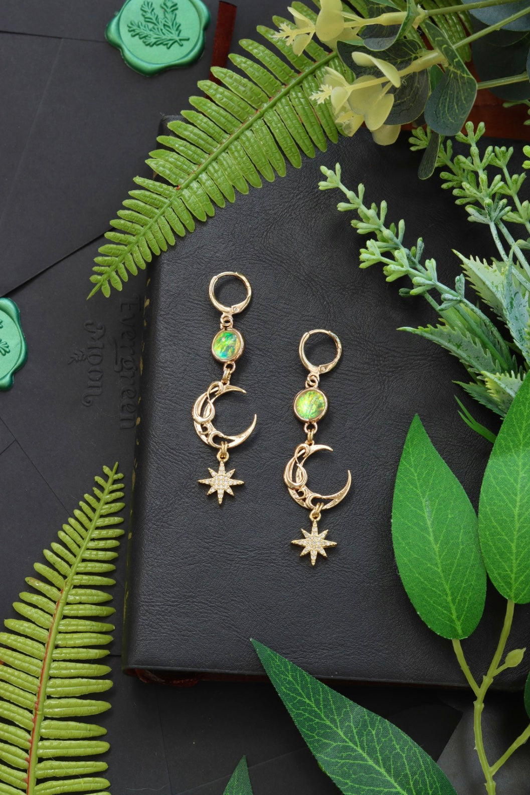 Moon elfic greenstone earrings