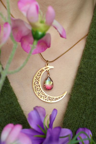 Moon pink drop necklace