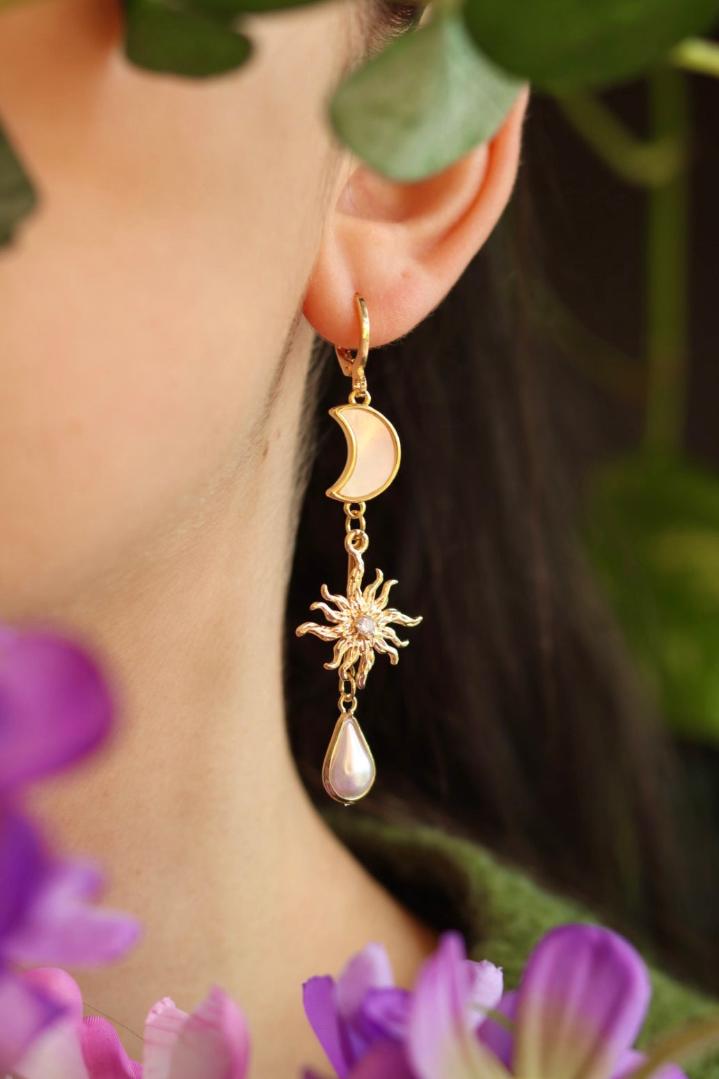 Pearl sun and moon earrings