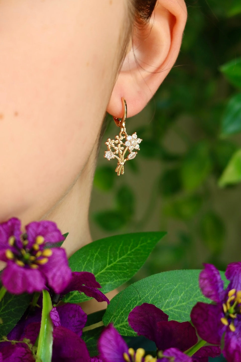 Wildfower bouquet earrings