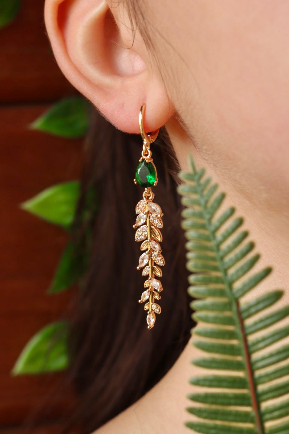 Green Diamond Leaf Fringe Leaf 2024 Long Drop Earrings