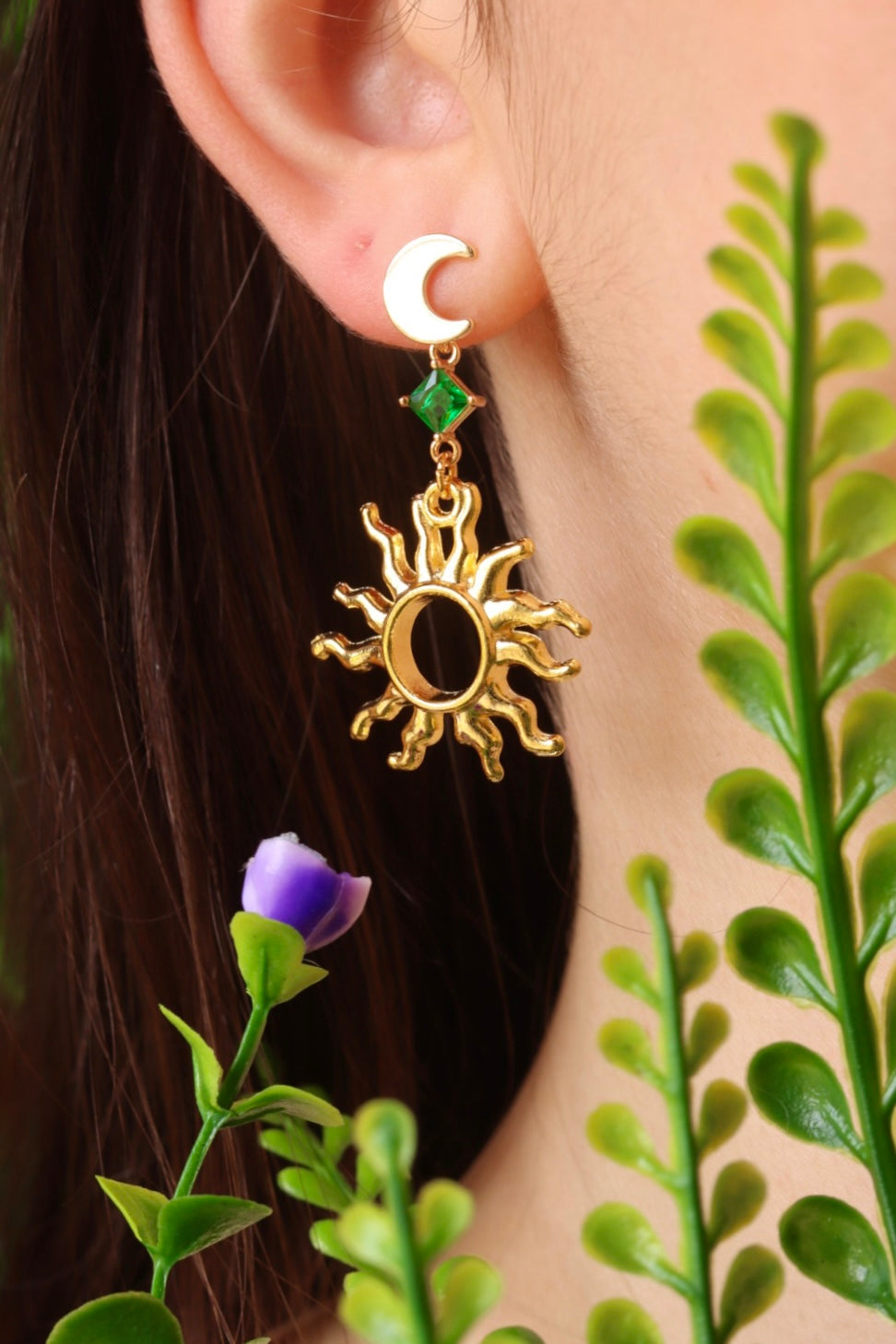 Moon stud green charm sun earrings