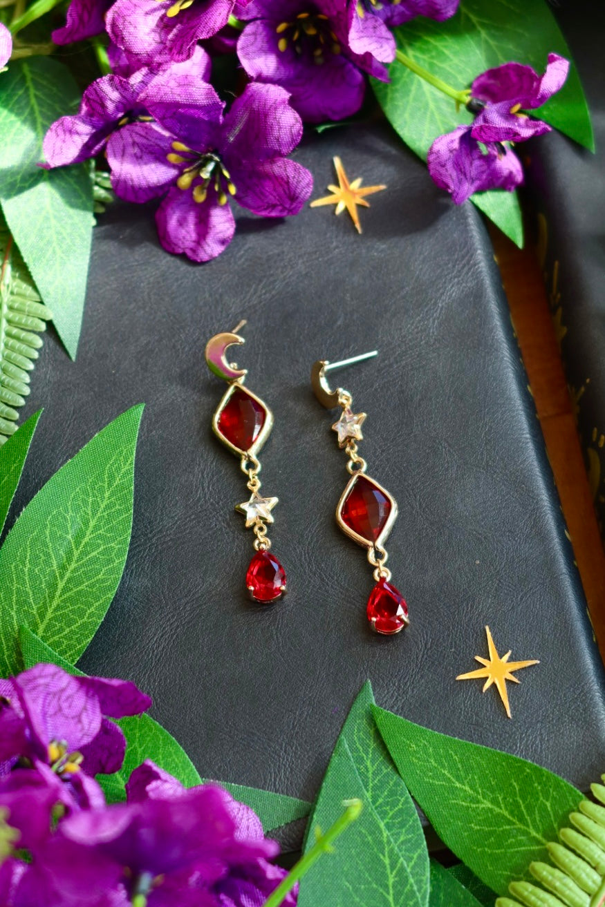 Red star moon earrings