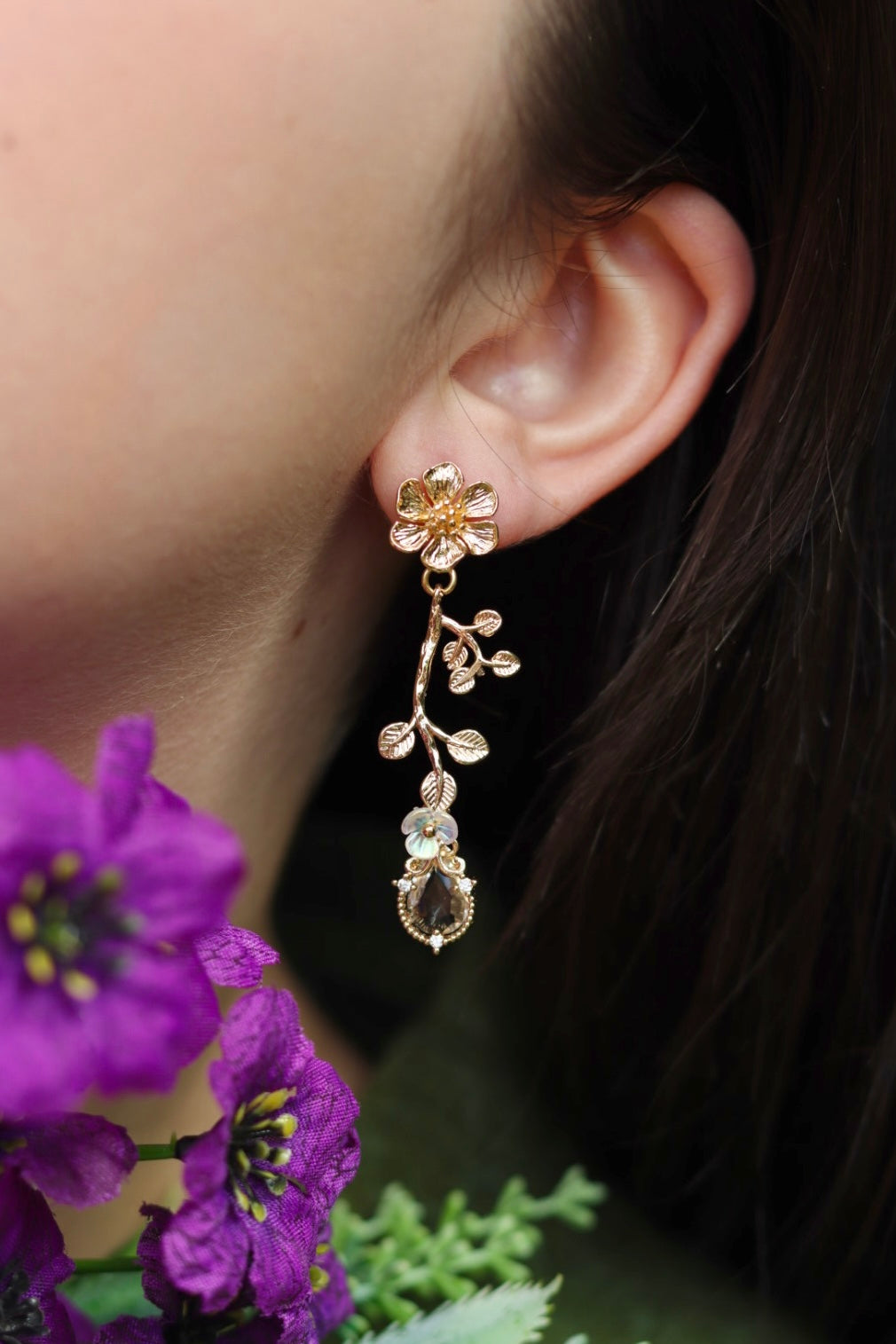 Flowering Vine Stud Earrings