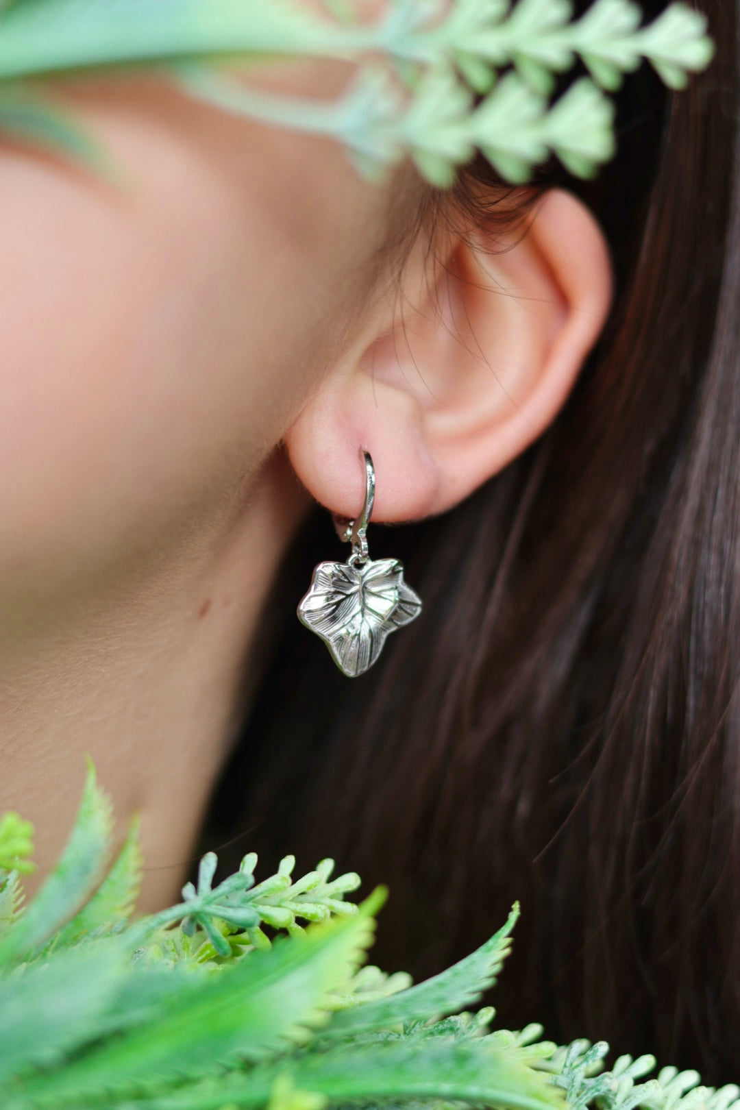Silver leaf earrings