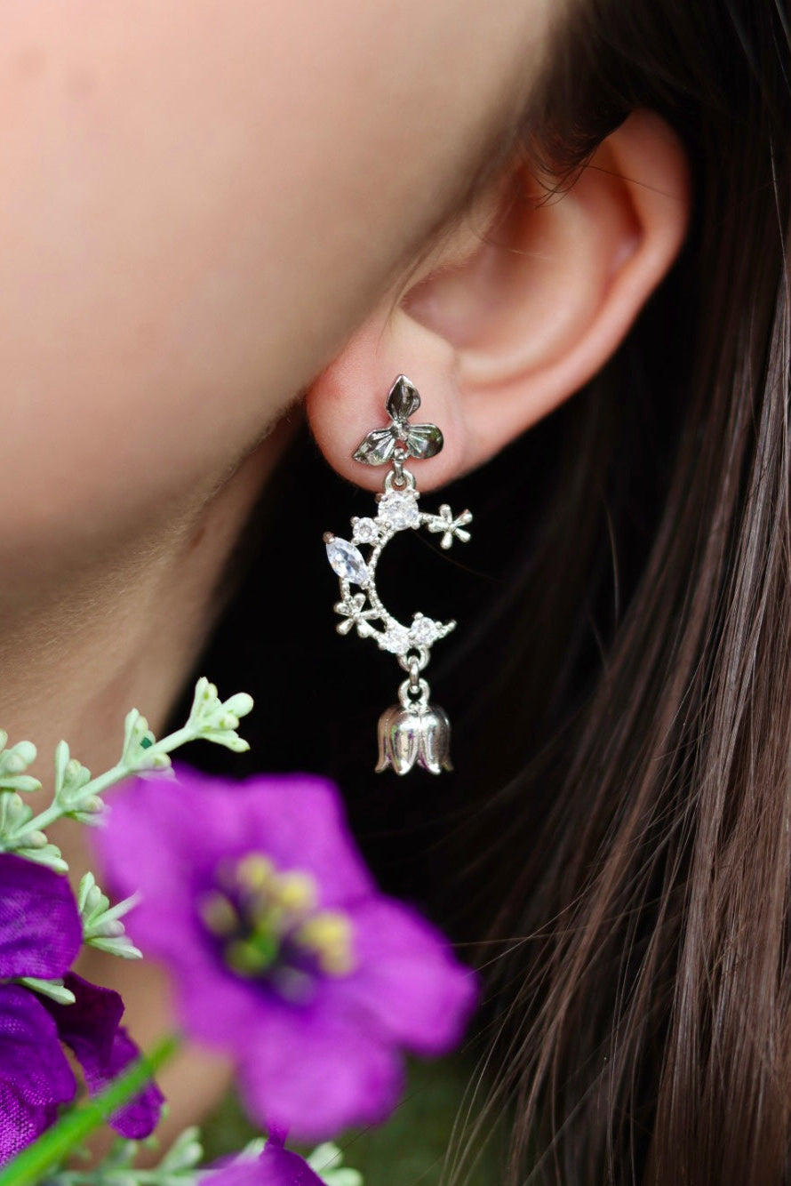 Moonlight bloom earrings