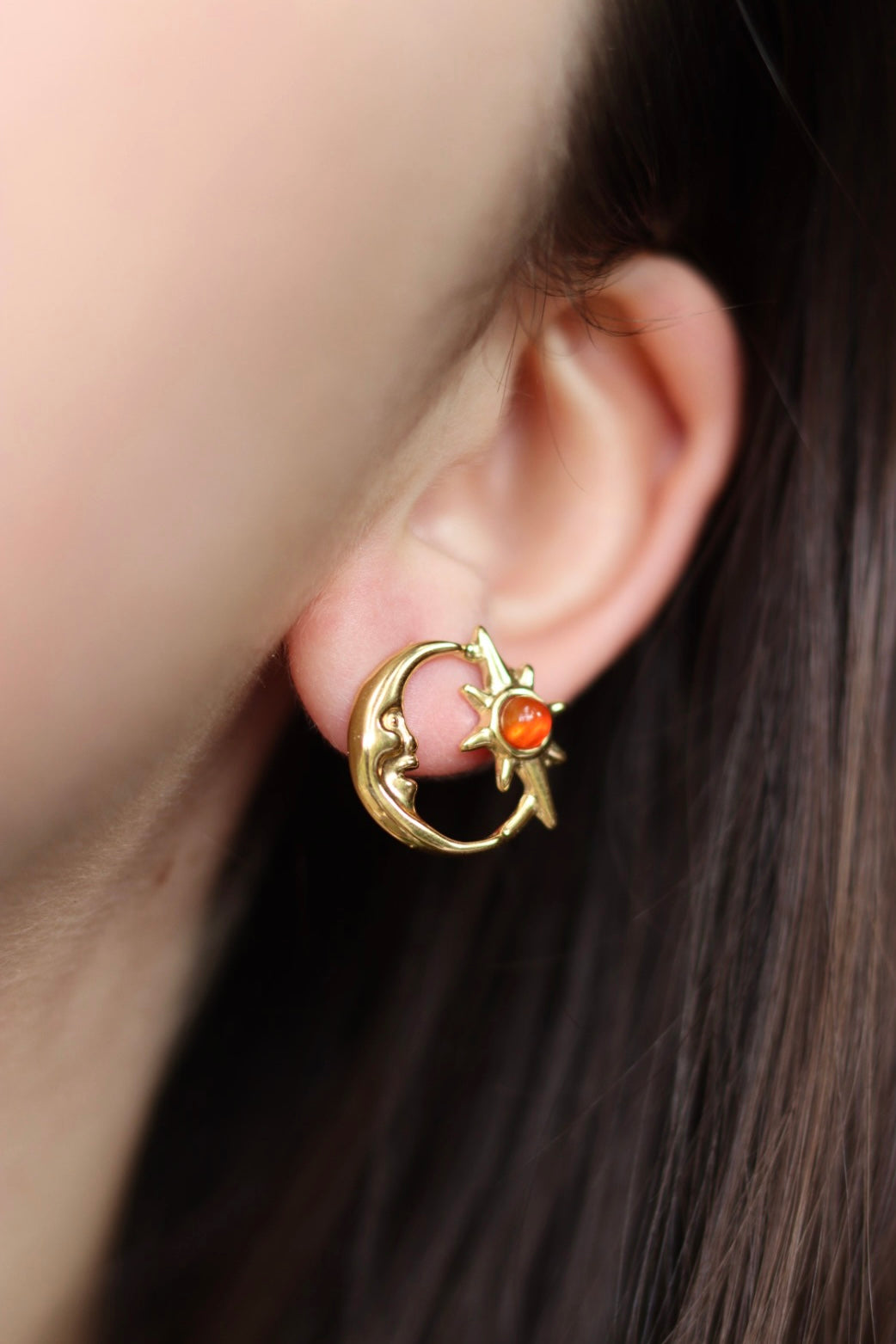 Crimson moon stud earrings