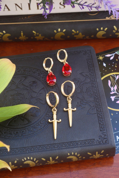 Athena - Goddess of wisdom & war earrings set