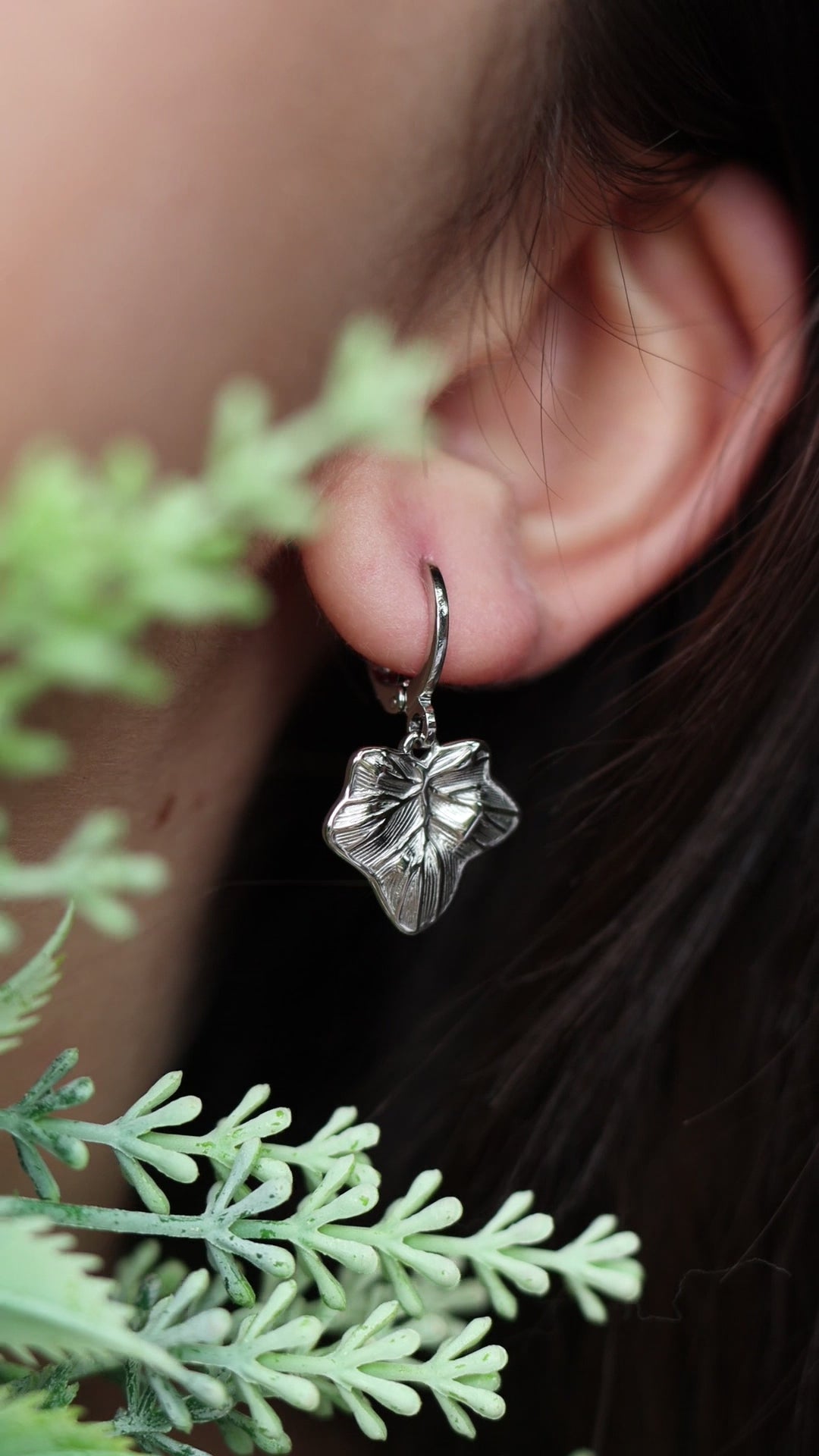 Silver leaf earrings