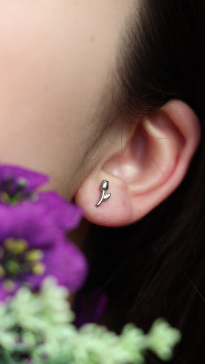 Delicate tulip stud earrings - gold or silver